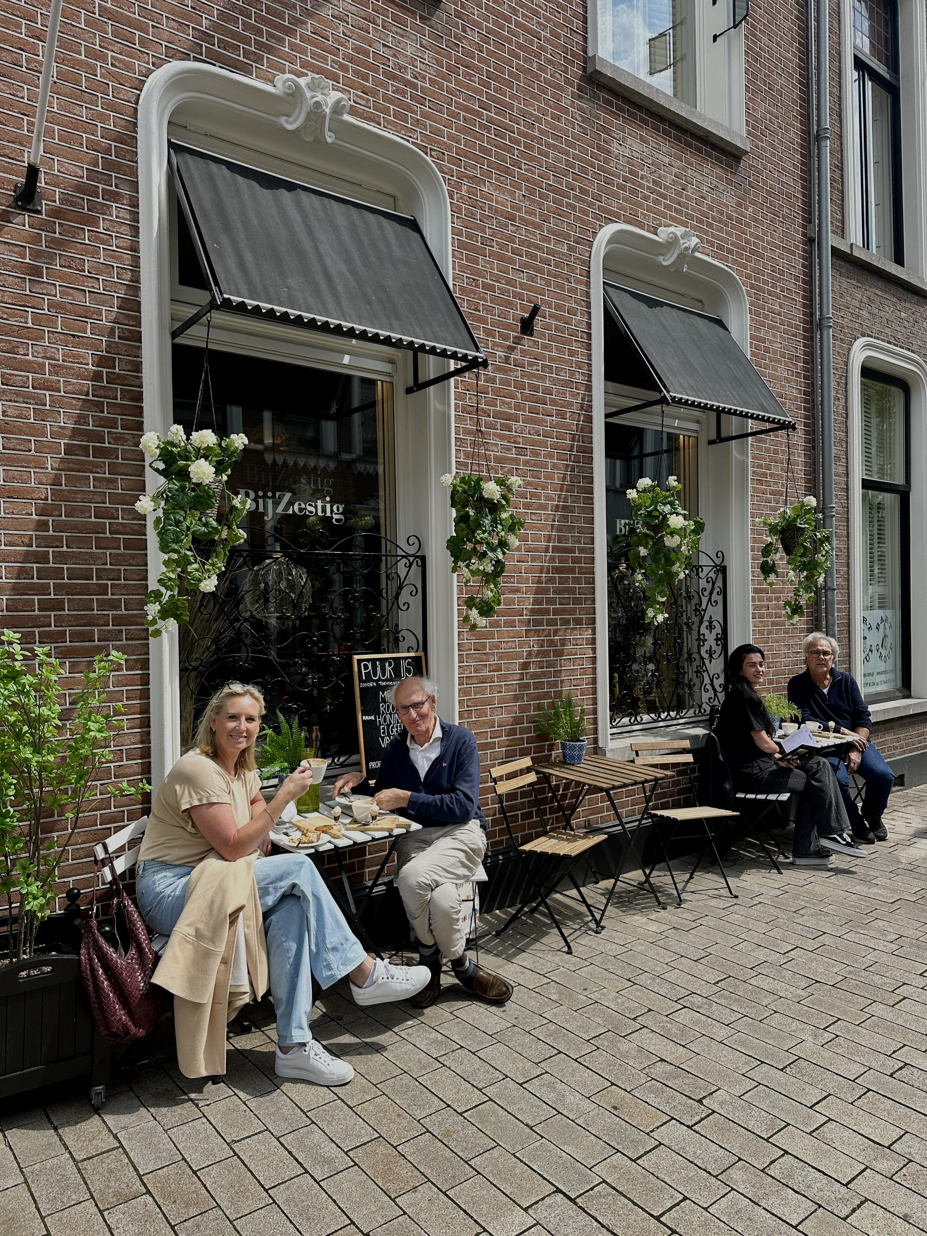 BijZestig — Koffie- en lunchroom De Charro House